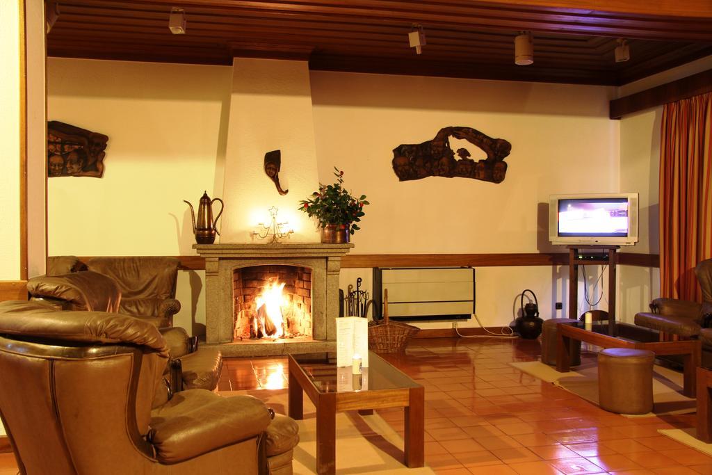 Hotel De Арганил Екстериор снимка